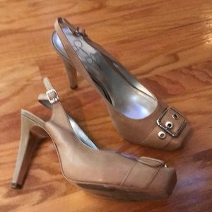 Jessica Simpson Taupe leather heels. Size 10B